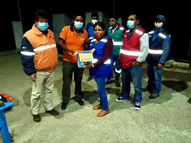 SNGRE conforma planes comunitarios de gestión de riesgos en las comunidades Las Palmas y Tres SNGRE conforma planes comunitarios de gestión de riesgos en las comunidades Las Palmas y Tres