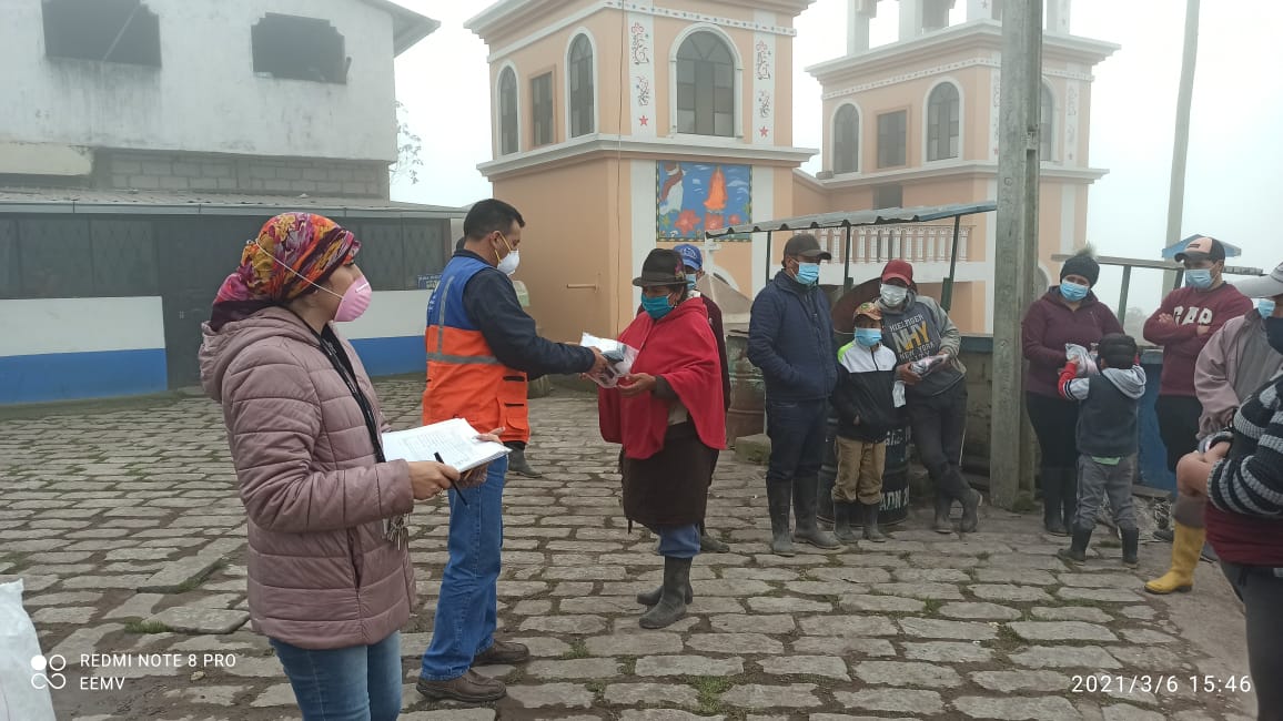 Servicio Nacional de Gestión de Riesgos coordina acciones ante la caída de ceniza del volcán Sangay